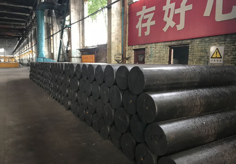 RS公司中的RS合格石墨电极